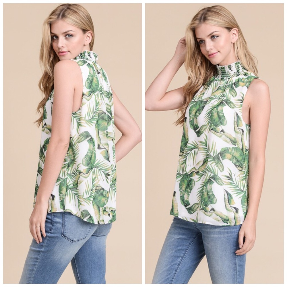 LAST 1!! 💕Loving This! Leaf Print Smock Neck Top! - Picture 3 of 4